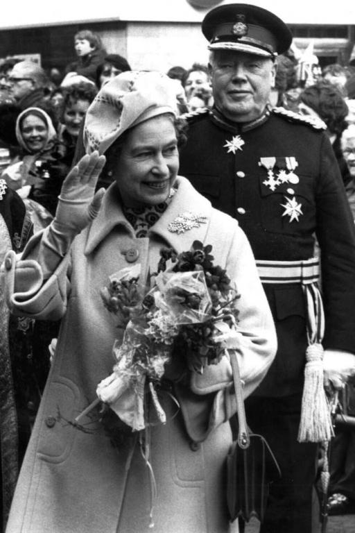 Queen visits Carlisle 1977 Silver Jubilee tour